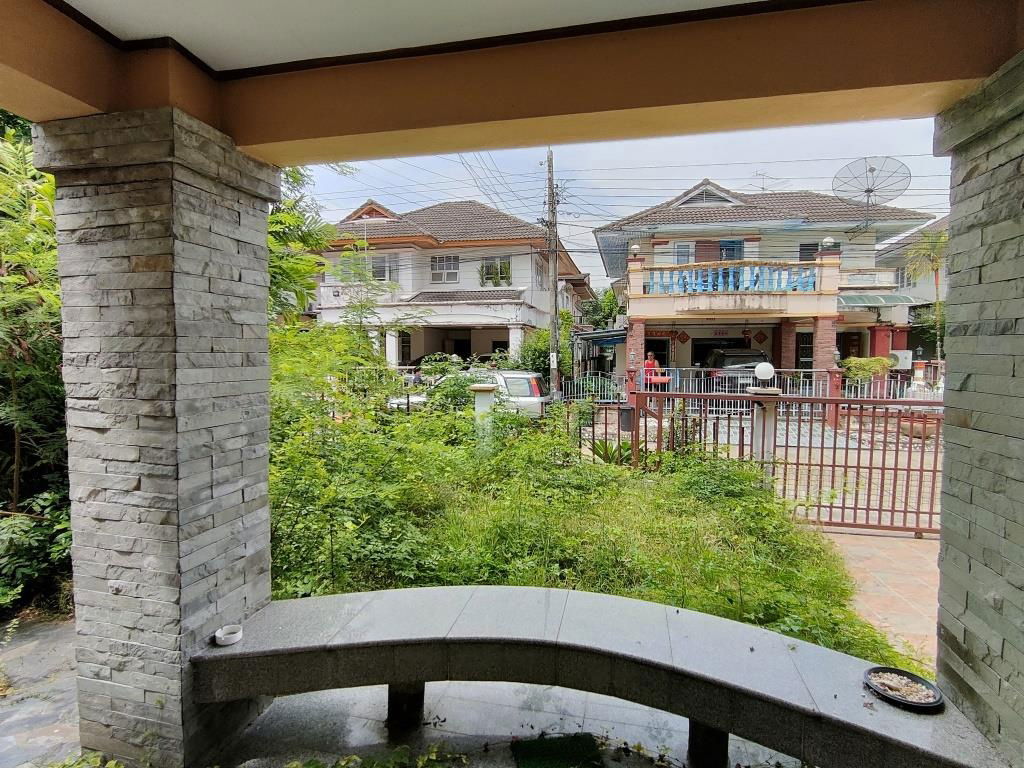 รูป บ้านเดี่ยว 3 ห้องนอน 3 ห้องน้ำ ระเบียงใหญ่ ให้เช่าในหมู่บ้านเพอร์เฟคเพลส รามคำแหง 164 ใกล้โรงเรียนนานาชาติร่วมฤดี RIS   - รูปที่ 5/33