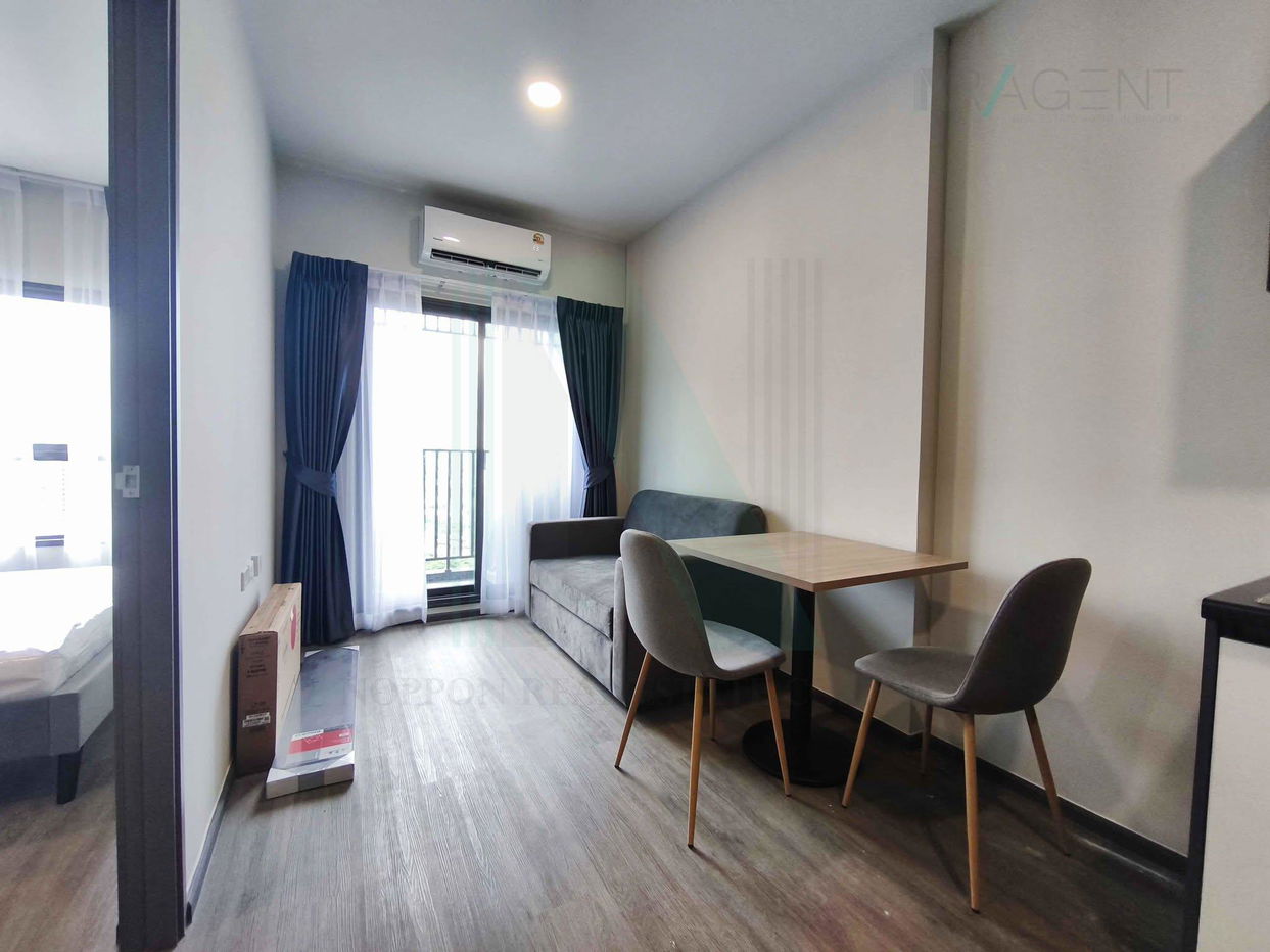 picture For Rent Condo RICH POINT @ BTS WUTTHAKAT Building 1, Floor 31,1 bed room, Room size 30 sqm - 4/8