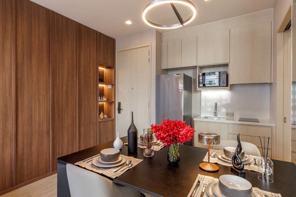 picture Code: KJ8016  for rent NOBLE STATE 39 // Line ID: @kjcondo (with @) // - 4/19