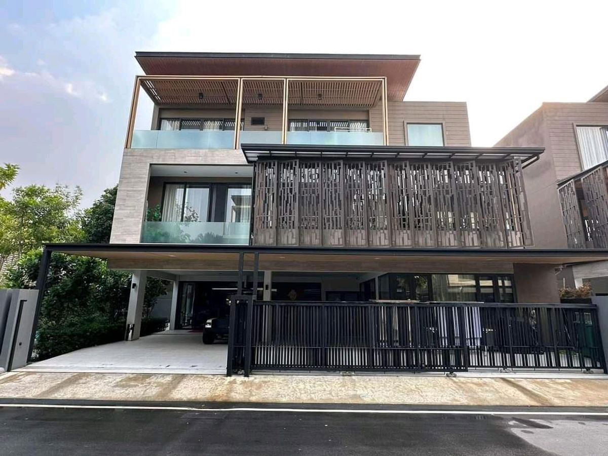 picture Corner Unit 3-Storey Single House with Private Lift for Rent – VANA Residence Project - 1/16