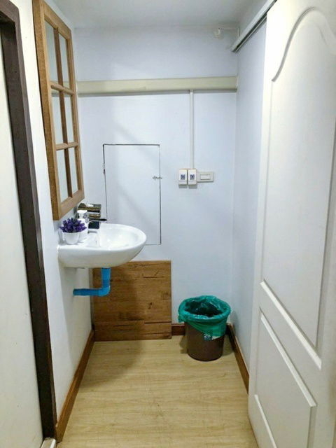 picture Ekkamai Market 500m. Donki Mall Thonglor 900m. ARL Ramkhamhaeng 1.7km. Commercial building for rent - 8/8