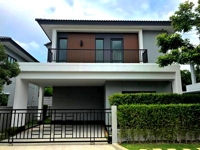 บ้านเดี่ยว ถนนรัตนาธิเบศร์ : ขายบ้านเดี่ยว 2 ชั้น หมู่บ้าน เซนโทร สะพานมหาเจษฎาบดินทร์ฯ 2 55 ตารางวา