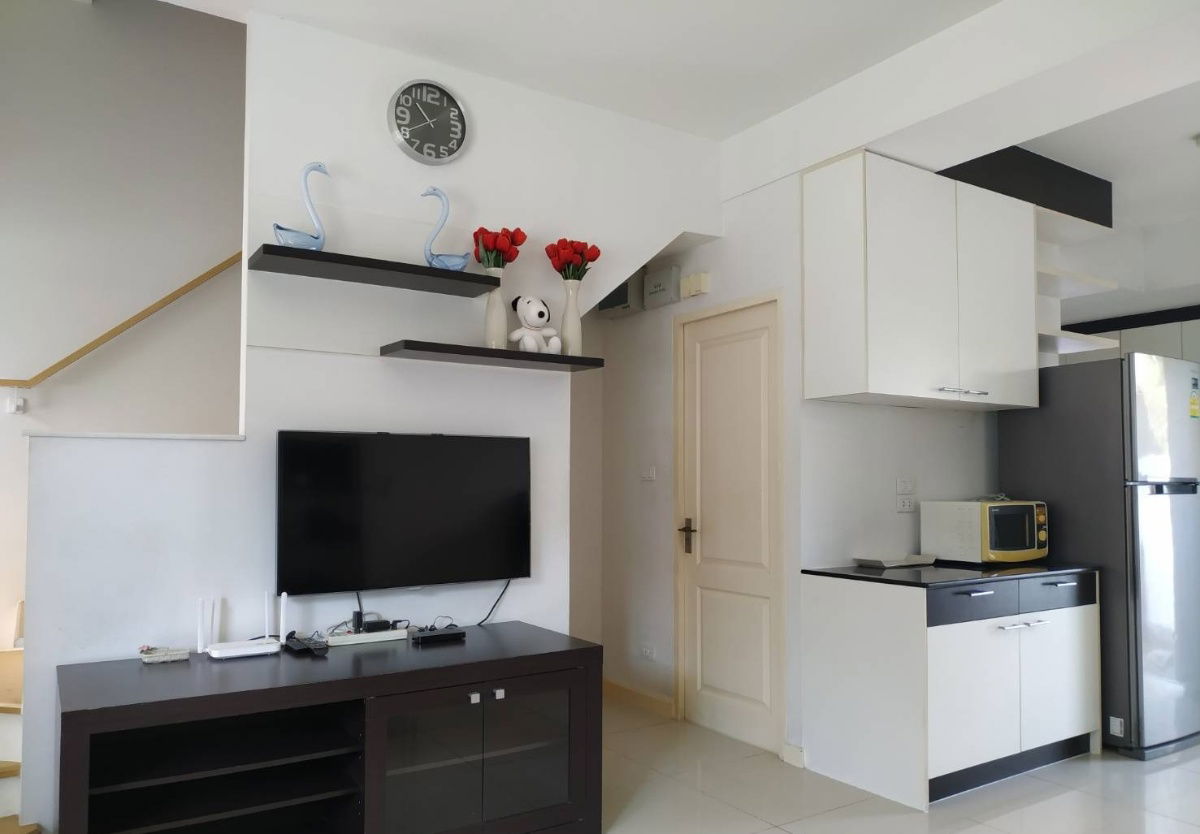 picture For Rent Townhome Baan Mai Rama 9-Srinakarin 3 Bedrooms 3 Bathrooms 2 Carparks Hua Mark, Bangkapi, Bangkok 10240  - 1/7
