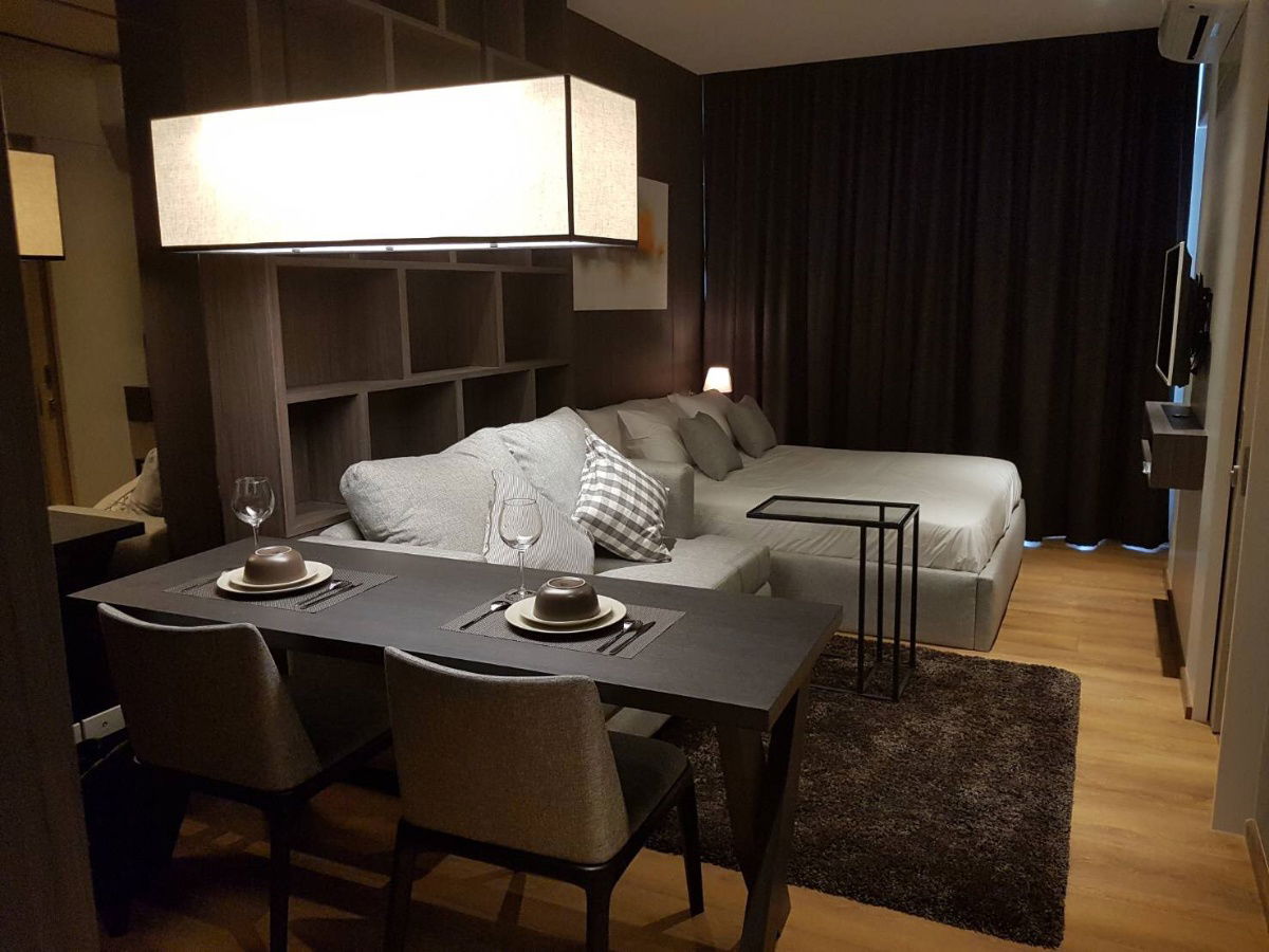 picture R2575 Condo For Rent Park 24 BTS PromPhong - 6/10