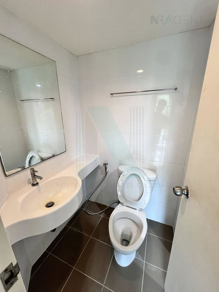 picture For Sell Condo LUMPINI VILLE ONNUT - LAT KRABANG Building D, Floor 2,1 bed room, Room size 22 sqm - 8/8