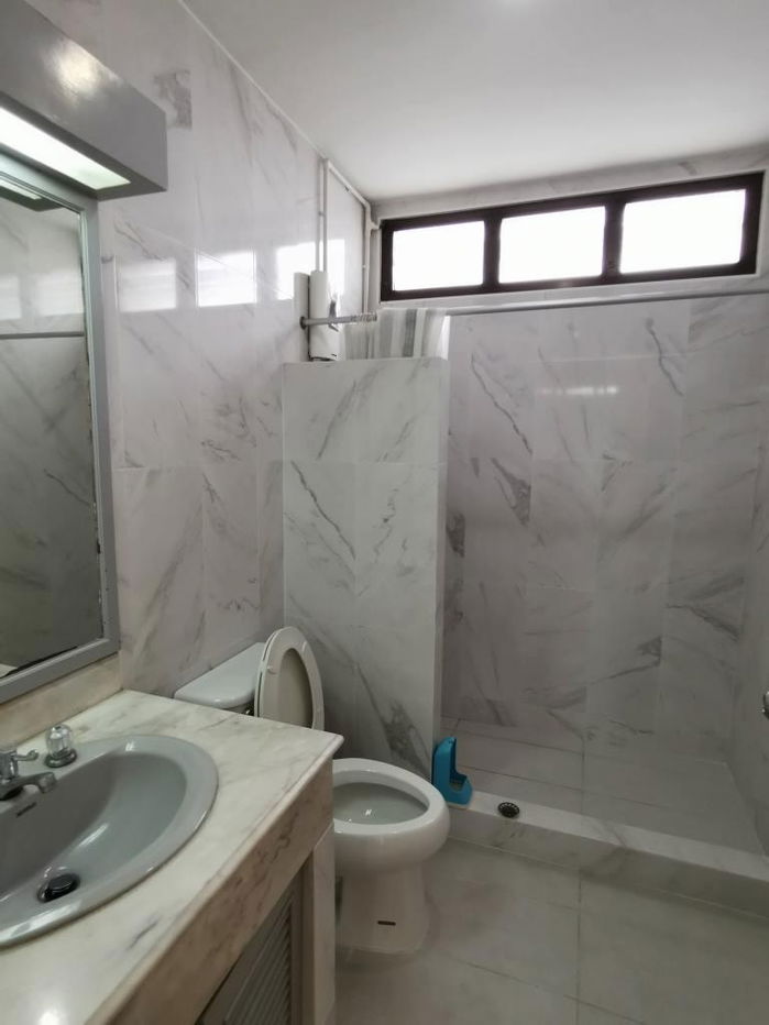 picture Townhouse for rent, 24-hour security, 3 floors, 4 bedrooms, 5 bathrooms, area over 350 sq m. Vibhavadi Rangsit-Ratchadaphisek - 41/57