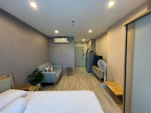 🎉 For Sell Condo IDEO MOBI CHARAN - INTERCHANGE Building 1, Floor 4,Studio, Room size 28.00 sqm