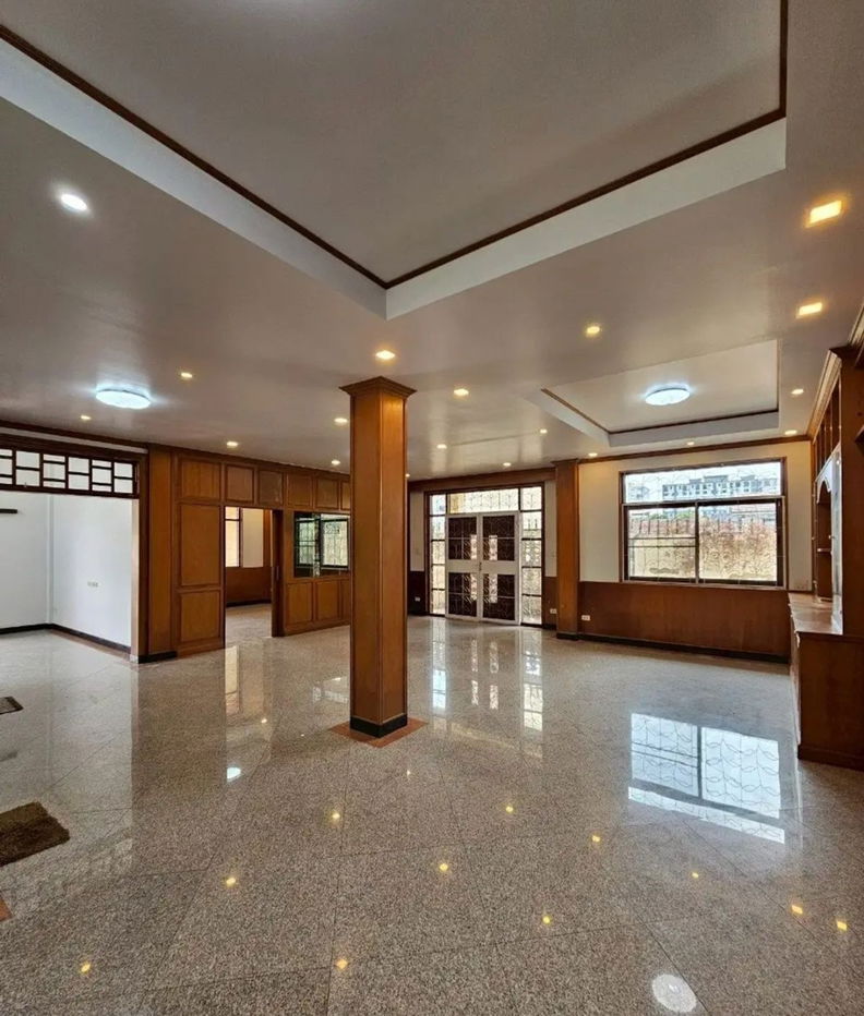 รูป ให้เช่าบ้านเดี่ยว 3 ชั้นลาดพร้าว 93 เหมาะพักอาศัยและสำหรับทำออฟฟิศ สำนักงาน สตูดิโอไลฟ์สด สามารถจดทะเบียนได้ - รูปที่ 23/39