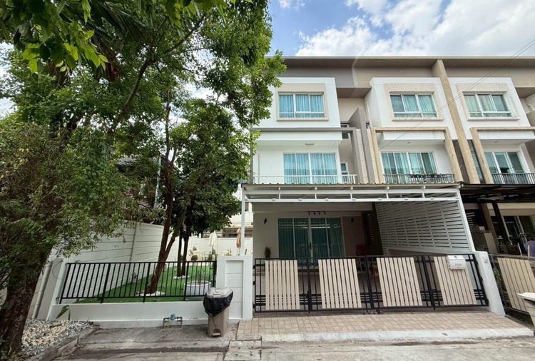 #A124256 ✅ 2/8/68  ให้เช่าทาวน์โฮม Lumpini town Place Ratchayothin - Sena  📲📢สอบถาม ld line @condoboy