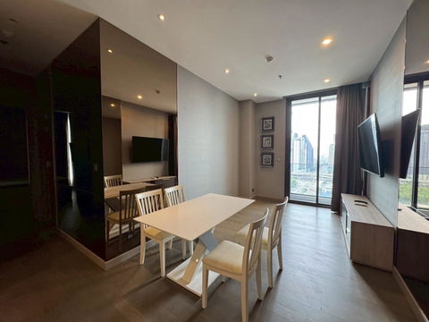 ให้ เช่าคอนโด The Esse at Singha Complex 77ตรม  2 ห้องนอน 2 ห้องน้ำ ชั้น 20