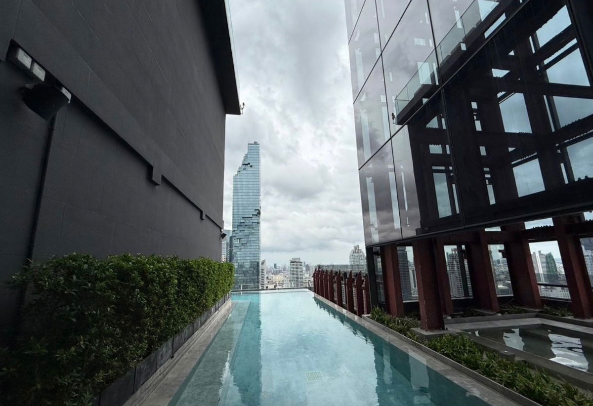 picture rent: Ashton Silom, beautiful, cheap, good location, ready to move in, near BTS Chong Nonsi. Interested? Add me on Line @841qqlnr - 21/22