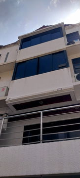 4-storey Townhouse for rent in  Soi Ruamrudee, Ploenchit district as an office or residence at THB 85,000 