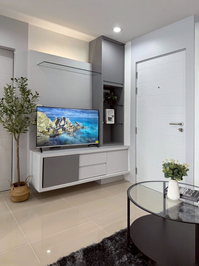 picture The Scene Condo For Sell WR-03579 - 2/15