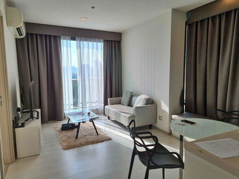 ให้เช่าคอนโด ริทึ่ม สุขุมวิท 42 อาคาร 1 ชั้น 8 1 ห้องนอน ขนาด 48.00 ตรม ใกล้ Gateway Ekamai