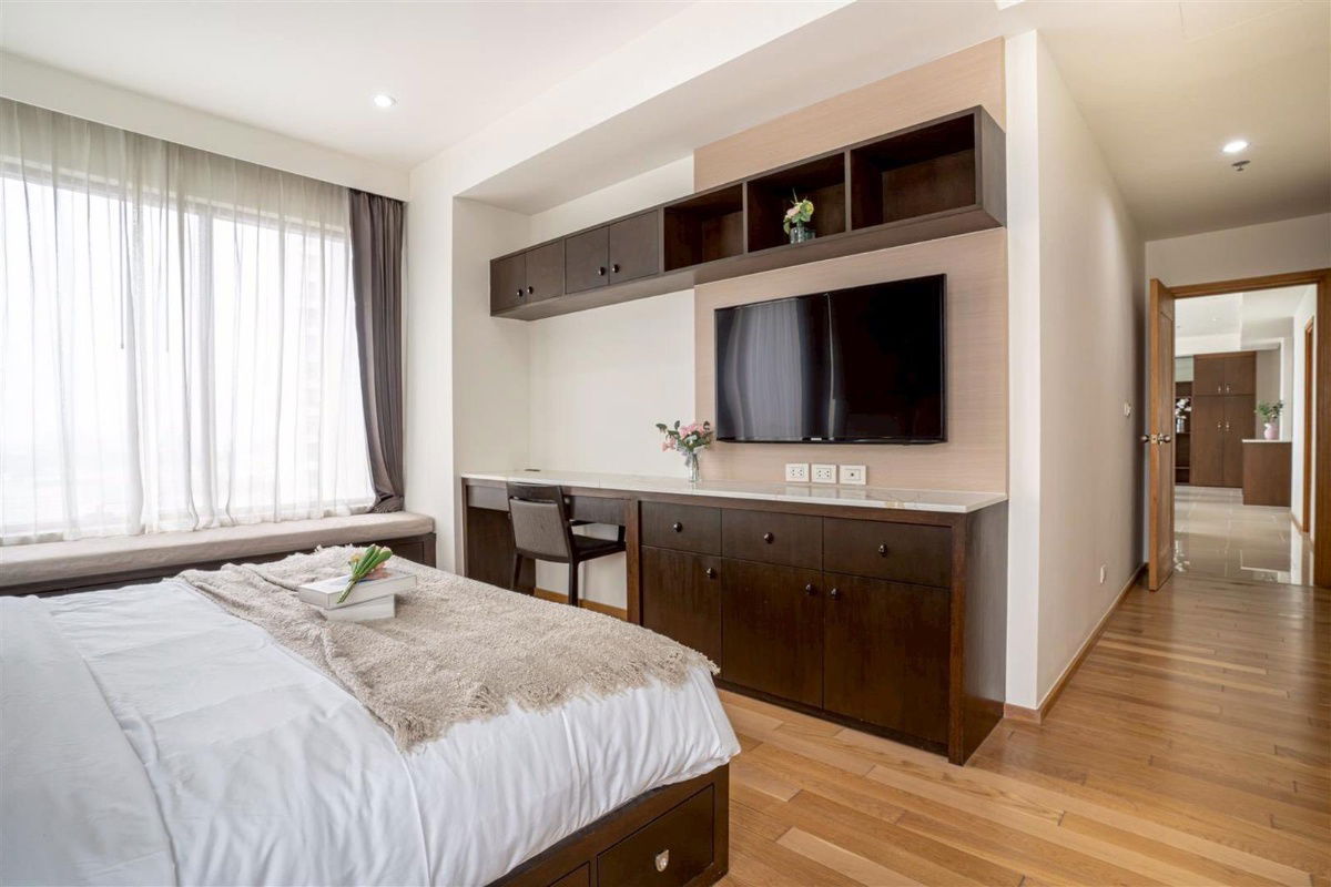picture 🟢For Sale🟢The Emporio Place Sukhumvit 24, beautiful room, fully furnished 📱ADD LINE @nathong97 (reply ⚡ 24 Hr) P746 - 25/30