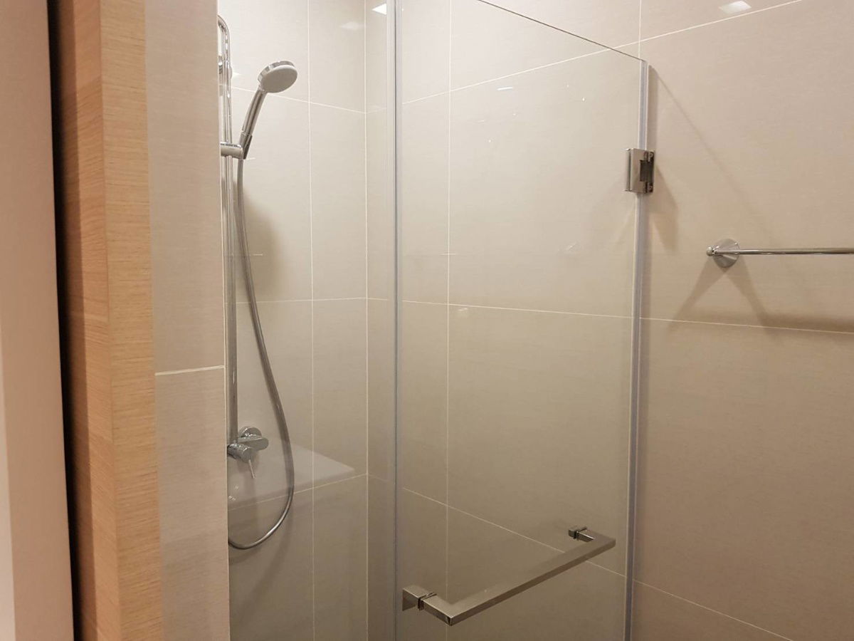 picture R2575 Condo For Rent Park 24 BTS PromPhong - 9/10
