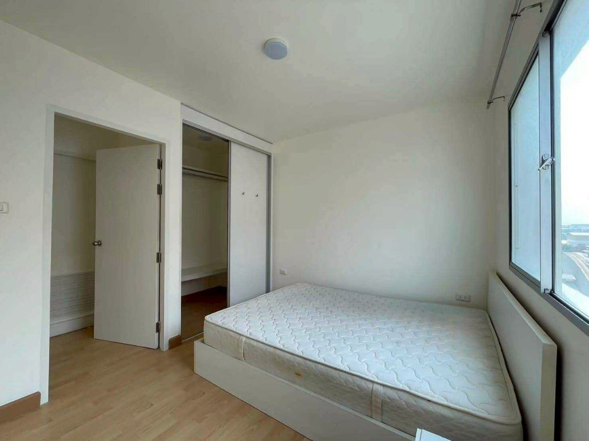 picture Smart Condo              rama2 - 3/8