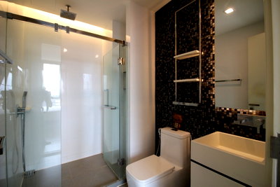 คอนโดให้เช่า : เช่าคอนโด The Room Sukhumvit 69/เดอะ รูม สุขุมวิท 69 (E6808020) ID Line : @condo101