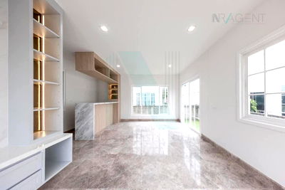 บ้านเดี่ยว วิทยาลัยพยาบาลบรมราชชนนีนพรัตน์วชิระ : 🎉 ขายบ้านเดี่ยว โครงการ โกลเด้น นีโอ 2 ลาดพร้าว - เกษตรนวมินทร์ 2 ชั้น 4 ห้องนอน 4 ห้องน้ำ