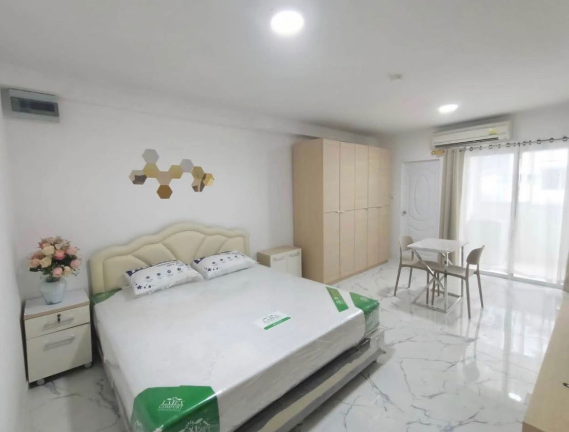 picture 🛑LINE ID @cutecondo🛑 BEAUTIFUL ROOM +FULLY FURNISHED ✨QUICK REPLY - 4/7