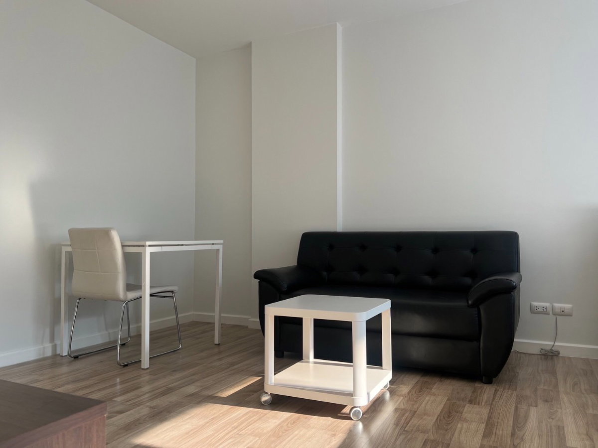 picture For Rent: D Condo Campus Resort Thammasat Rangsit Phase 2 1 Bedroom, 1 Bathroom Usable area: 30.97 sq.m. Located on the 3rd Floor - 6/9