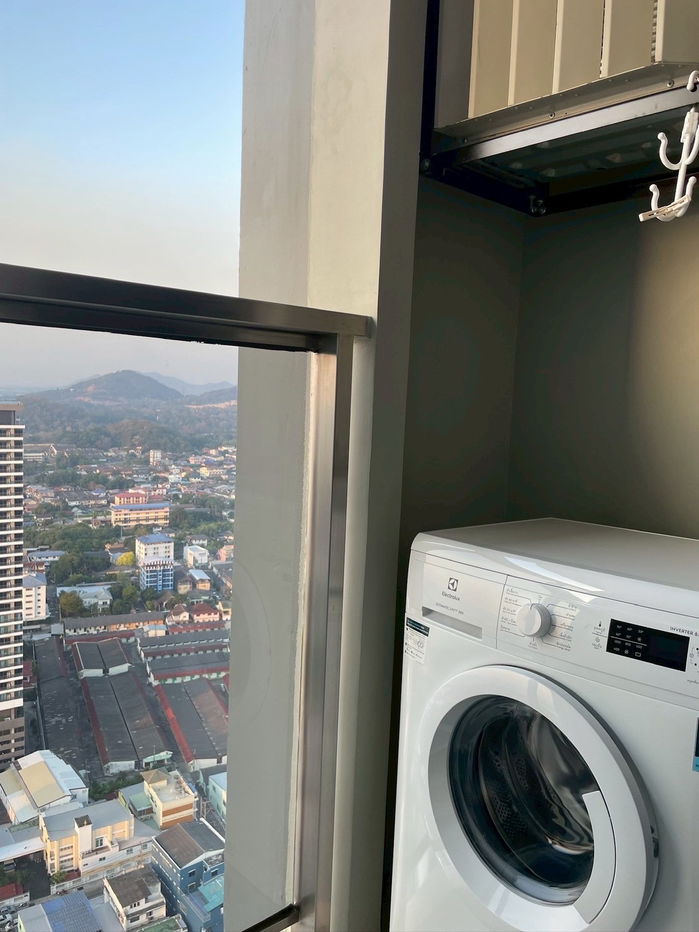 รูป รวมอินเตอร์เน็ต ถูกมากมีอ่างอาบน้ำ💰💰ห้องใหม่ KEEN CENTRE SRIRACHAสุดหรู เพียง 3 นาที ชั้น9 1 ห้องนอน 35.28 ตร. ม.ฝั่งเซ็นทรัลศรีราชา วิวเขา💰💰 - รูปที่ 13/31