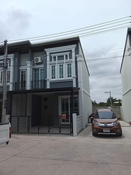 K1630 ให้เช่าทาวน์โฮม ริมบึงแก่นนคร สไตล์อังกฤษ มบ.โกลเด้นนีโอ บึงแก่นนคร   #บ้านใหม่มือ1 #หลังริม                    
