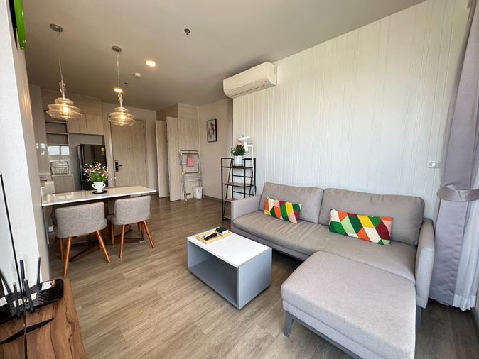 Keen condo ตอบโจทย์ทั้งทำงานและพักผ่อน Prime Location  : Keen condo : 2Bed 2 Bath 63 ตรม ชั้น 17 (วิวทะเล) : ตรงข้ามโรบินสัน