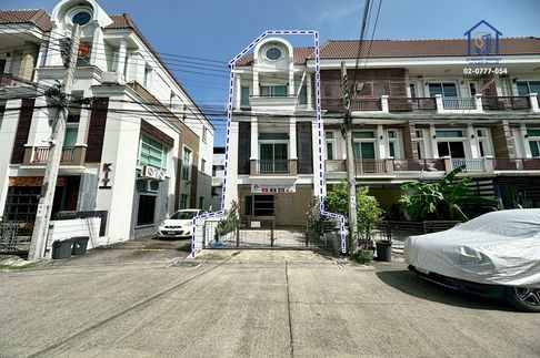 ขายโฮมออฟฟิศ 3 ชั้น พรีเมี่ยม เพลส เอกมัย-รามอินทรา ถนนนวลจันทร์  ใกล้ทางด่วนรามอินทรา-อาจณรงค์ หลังมุม