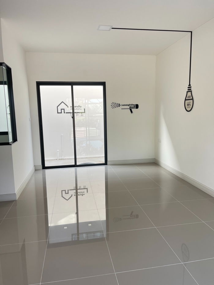 picture Townhouse for sale in front of the garden, best location in the project, 12 meter wide road. - 3/13