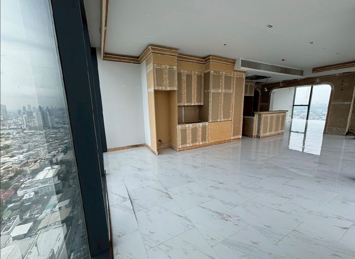 picture Penthouse for sale in a luxury condo with a view of the Chao Phraya River.🛳️🗺️  Project: Canapaya Residence🏦 - 4/30