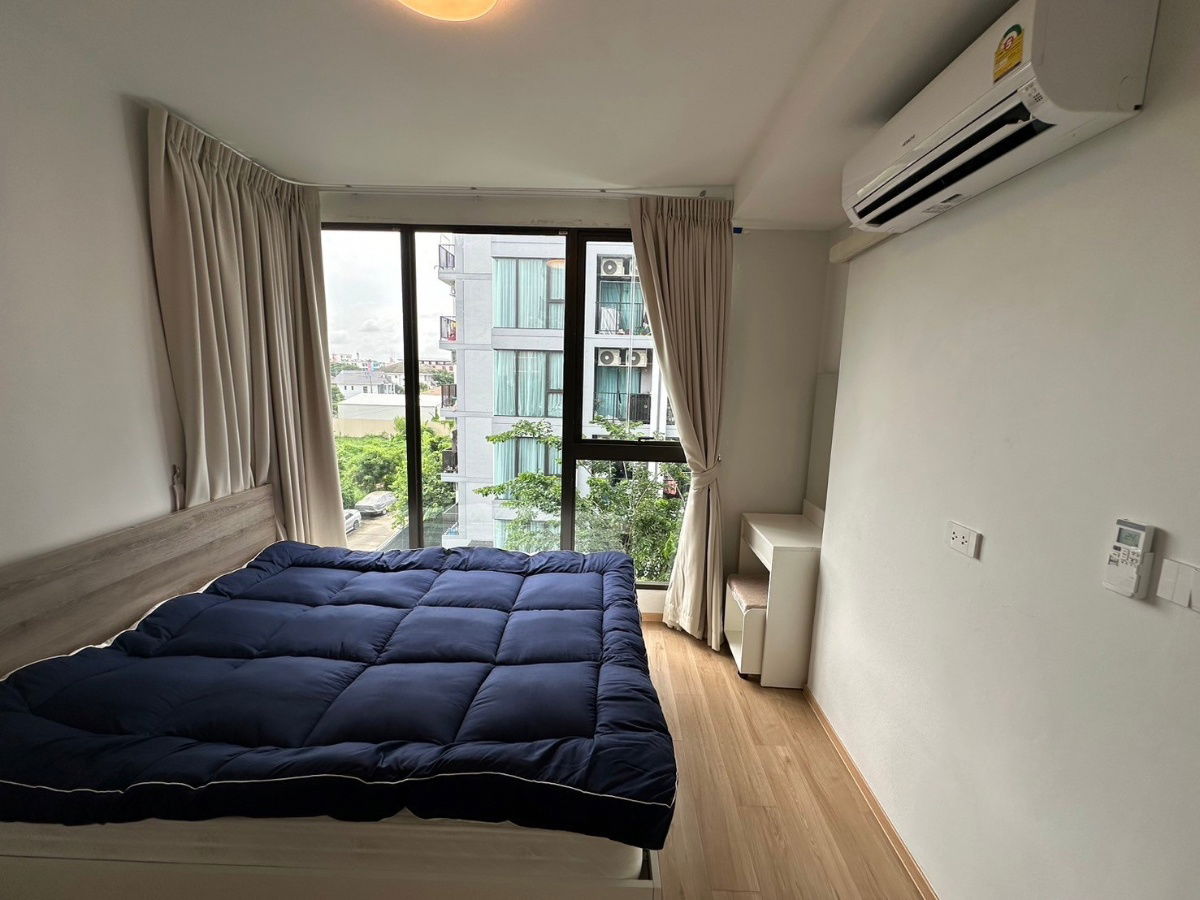 รูป ให้เช่า ฟีล (Feel) คอนโด ลาดพร้าว 122 1 ห้องนอน 24.5 ตรม. สภาพเยี่ยม เฟอร์นิเจอร์ครบ - รูปที่ 2/8