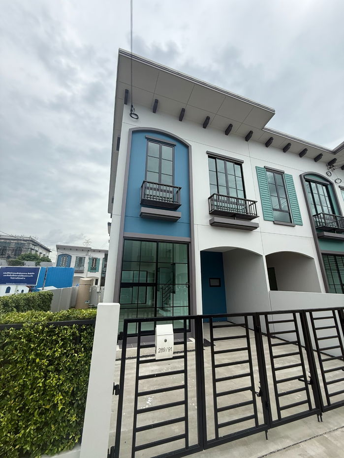 รูป ขายบ้านทาวน์โฮม อณาสิริ รามคำแหง โครงการพร้อมอยู่จากแสนสิริ - รูปที่ 1/10