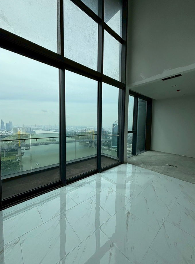 picture Penthouse for sale in a luxury condo with a view of the Chao Phraya River.🛳️🗺️  Project: Canapaya Residence🏦 - 7/30
