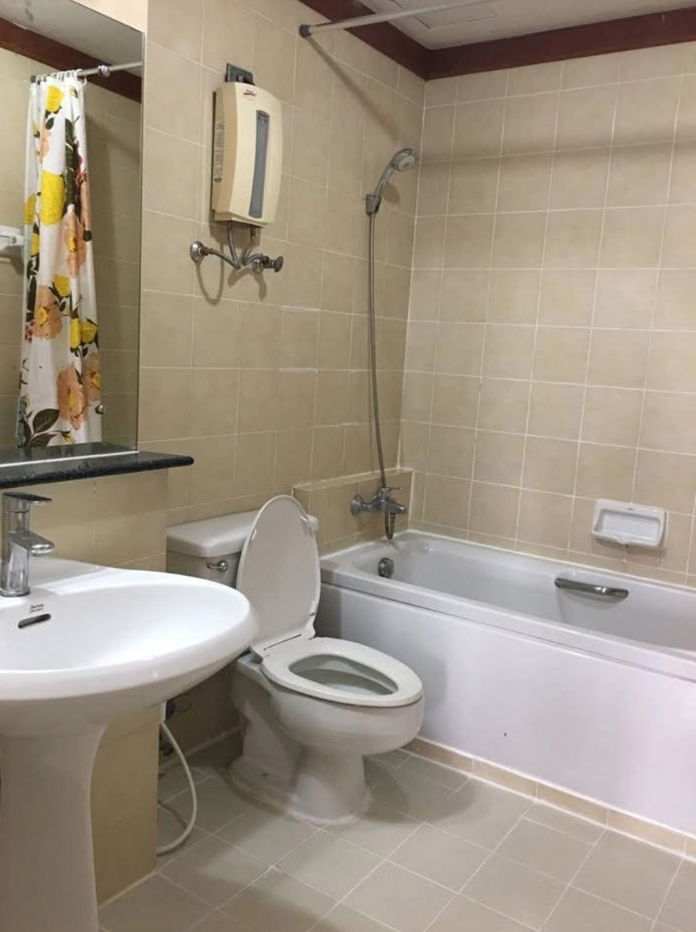 picture #R5439 🎉 020868 Condo for rent  Waterford Diamond Tower - 12/19