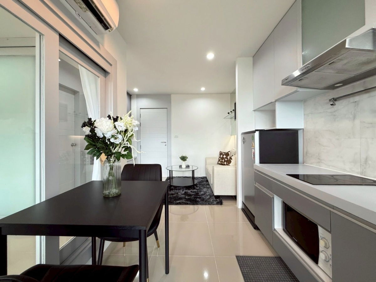 picture The Scene Condo For Sell WR-03579 - 8/15