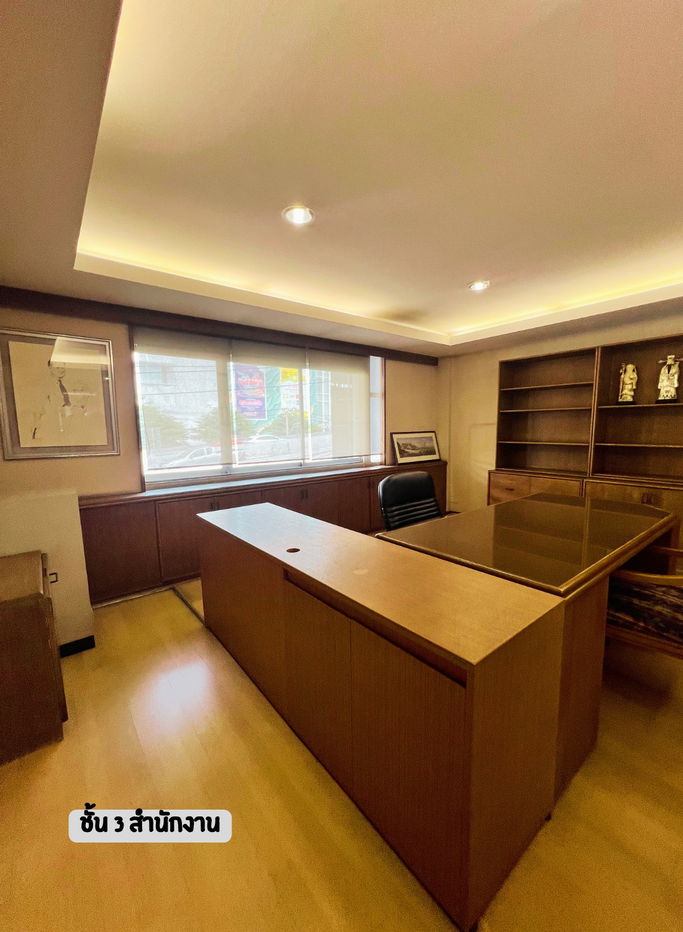 picture Commercial building, Srinakarin Road | Near MRT Suan Luang Rama 9 - 8/20