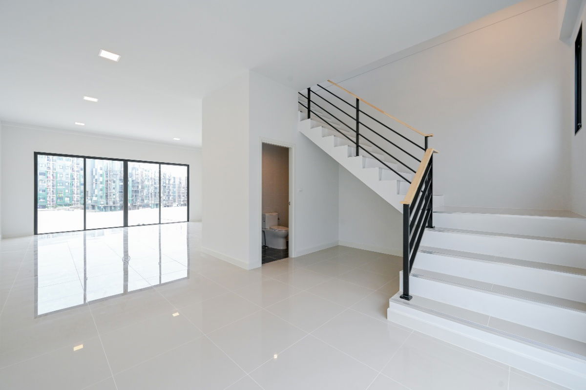 รูป คุ้มค่าทั้งอยู่อาศัยและทำธุรกิจ อาคารพาณิชย์ Siri Avenue บางนา บ้านเลขที่ 988/34 - รูปที่ 3/9