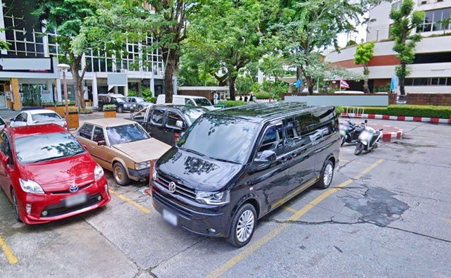 picture Ekkamai Market 500m. Donki Mall Thonglor 900m. ARL Ramkhamhaeng 1.7km. Commercial building for rent - 7/8