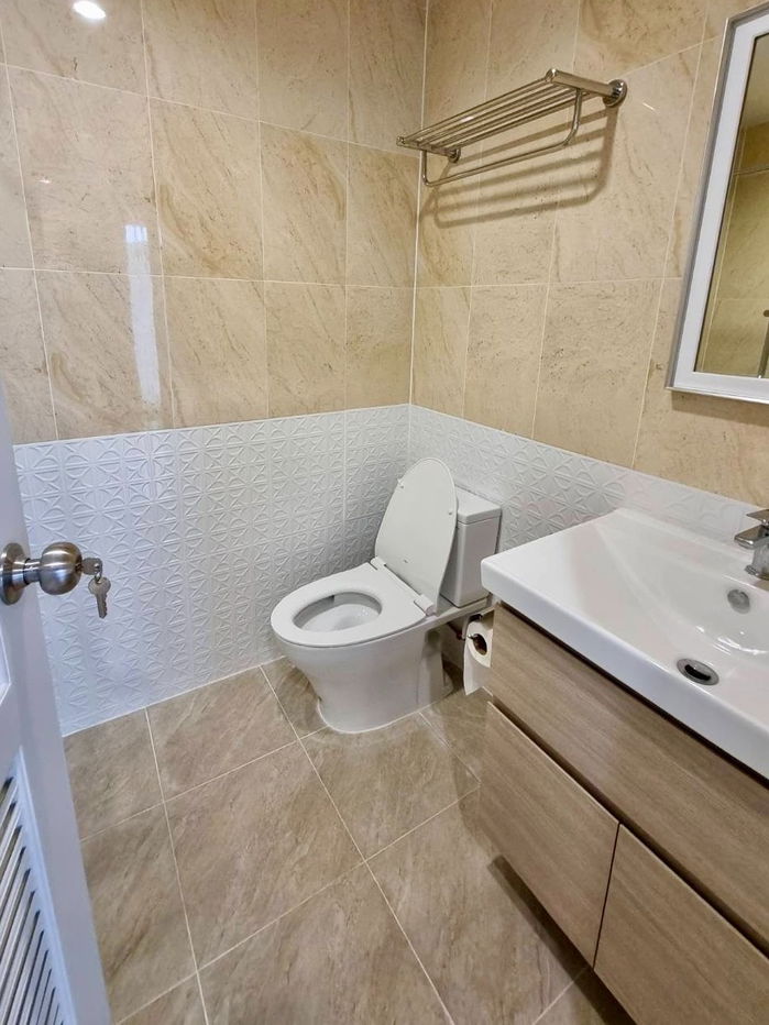 picture Condo for rent, newly decorated, Sukhumvit Living Town, size 67 sq m. - 9/19