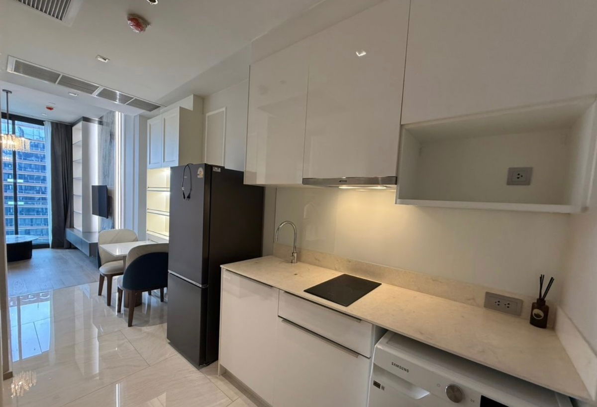 picture rent: Ashton Silom, beautiful, cheap, good location, ready to move in, near BTS Chong Nonsi. Interested? Add me on Line @841qqlnr - 4/22