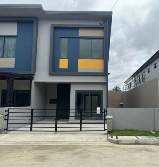 ขายทาวน์โฮม : 🏡 ทาวน์โฮม หลังมุม 🏡 สิริเพลส - ประชาอุทิศ75