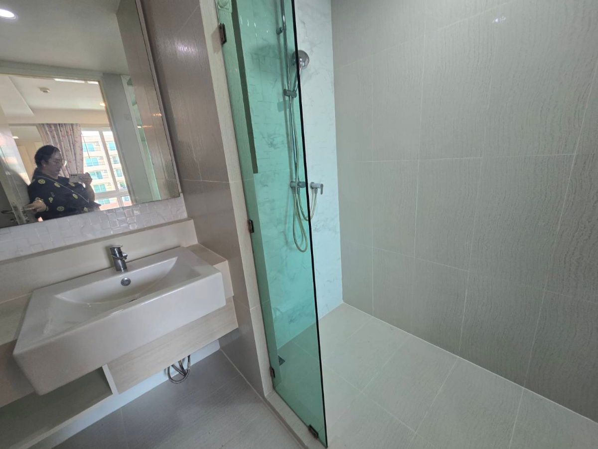 picture Loss sale! Seven Seas Condo Jomtien, 6th floor, only 1.79 million baht.  - 11/30