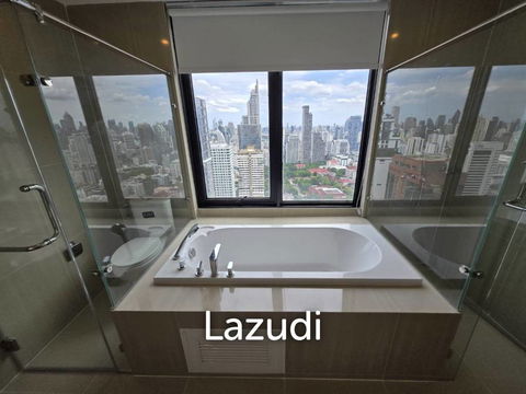 4 Bedroom  6 Bathroom 32.5 SQ.M Villa Asoke