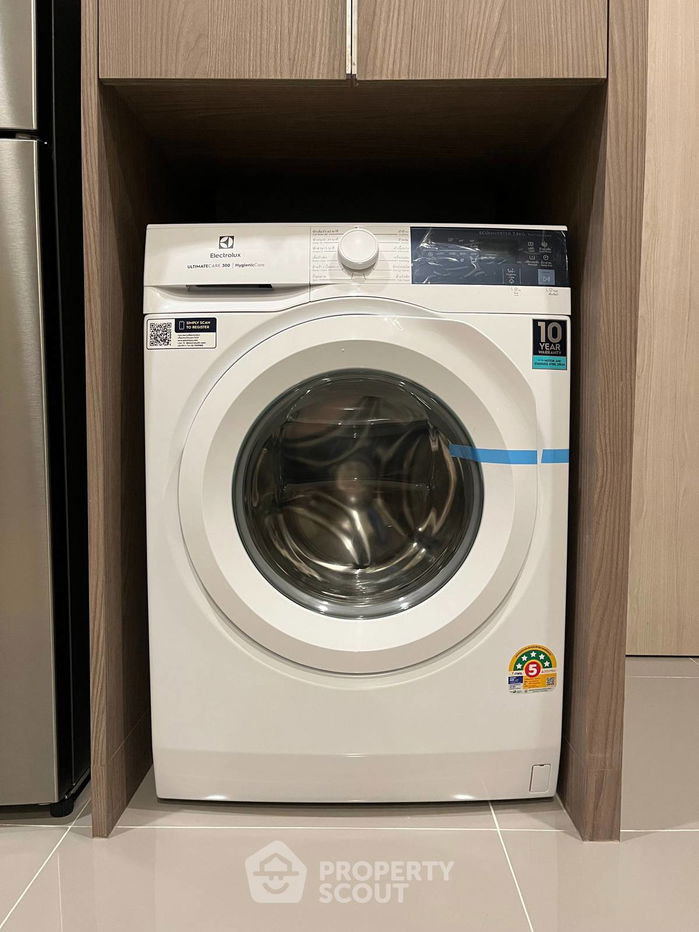 picture 2-BR Condo at M Jatujak near BTS Saphan Khwai (ID 1540383) - 2/18