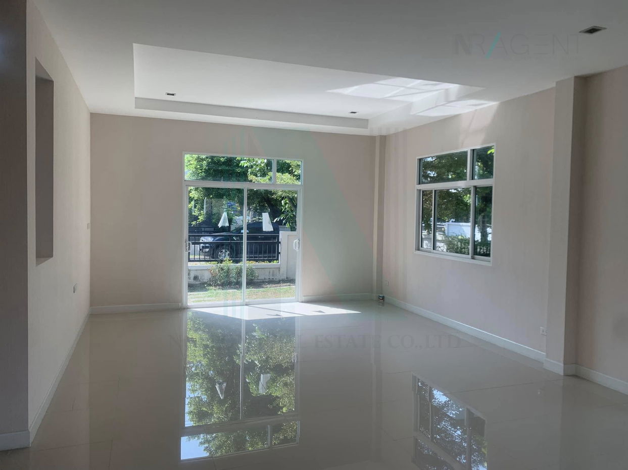 รูป 📌 ขายบ้านเดี่ยว โครงการ ลลิล กรีนวิลล์ ลักซ์ รามอินทรา 2 ชั้น 4 ห้องนอน 4 ห้องน้ำ - รูปที่ 3/8