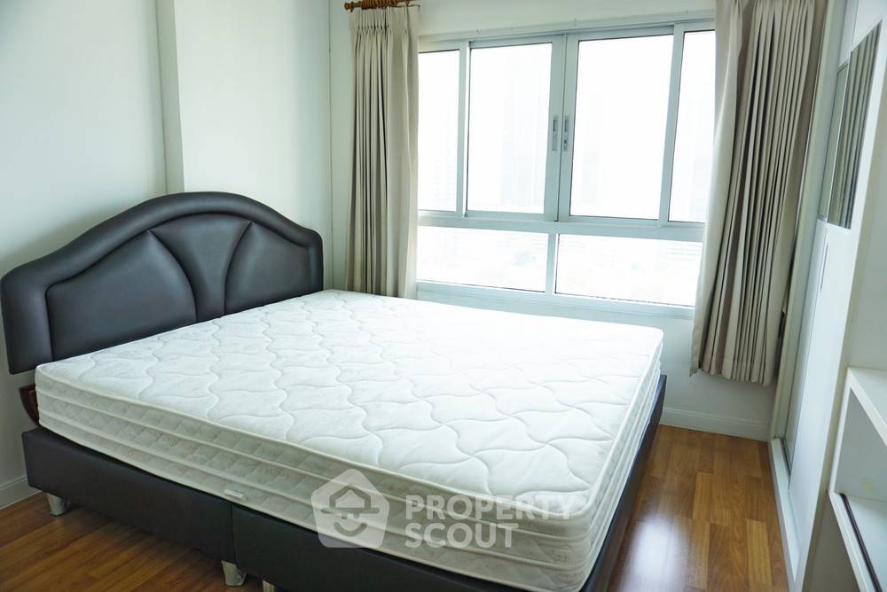 picture 1-BR Condo at Lumpini Place Rama 9–Ratchada near MRT Phra Ram 9 (ID 385903) - 6/7