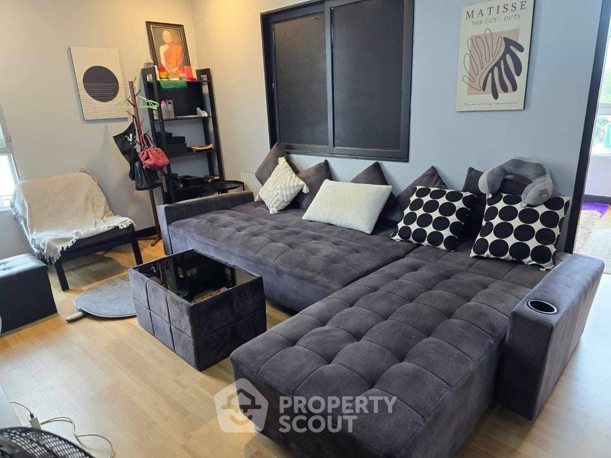 picture 1-BR Condo at Ratchada City 18 Condominium near MRT Huai Khwang (ID 2237019) - 1/24