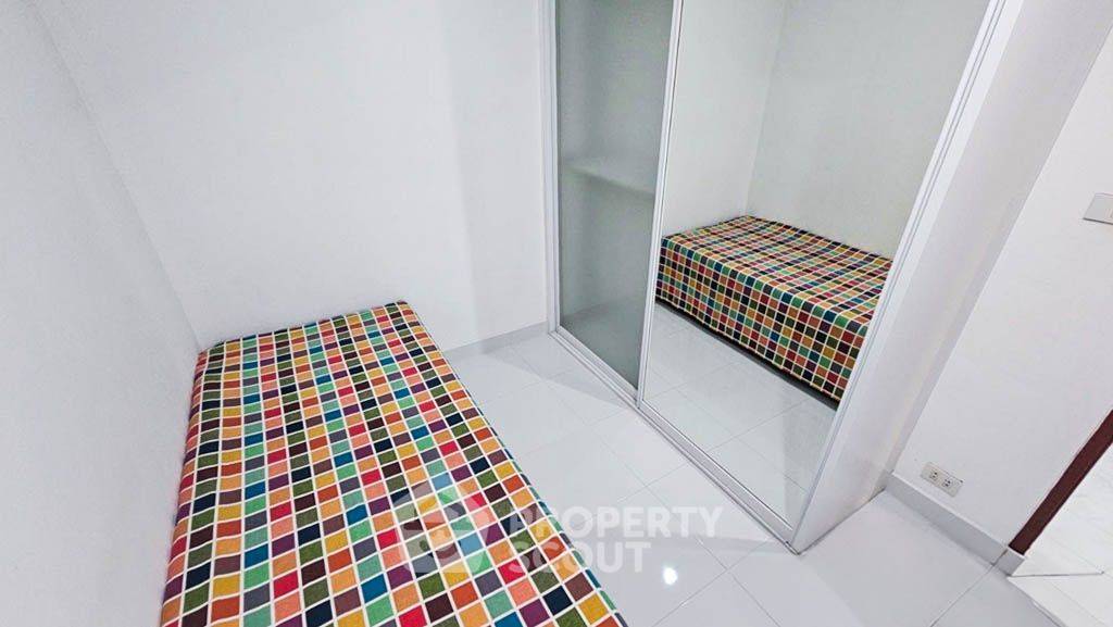 picture 2-BR Condo at Baan Suanpetch Condominium near BTS Phrom Phong (ID 2108267) - 13/15