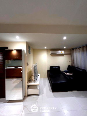 ขายคอนโด : คอนโด 1-ห้องนอน ที่ สราญใจ แมนชั่น คอนโดมิเนียม ใกล้ BTS นานา (ID 1999738)